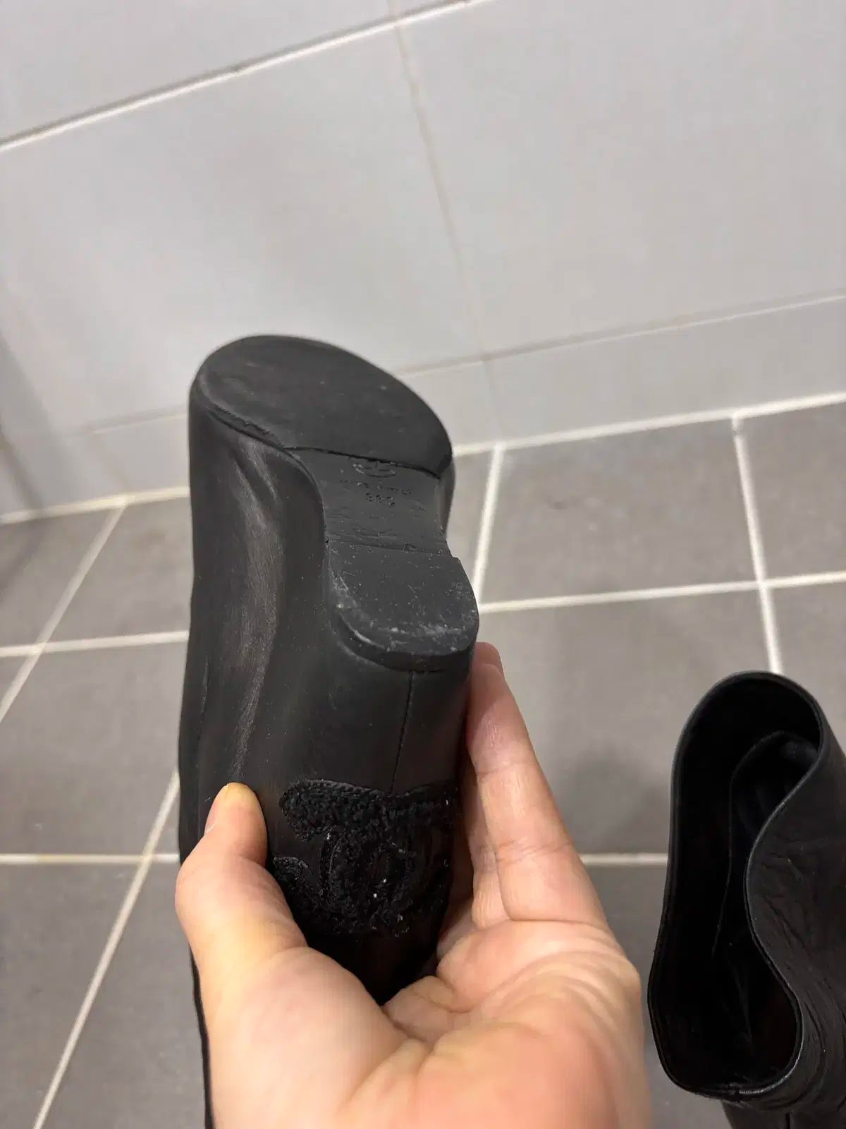 オープントゥ アングル