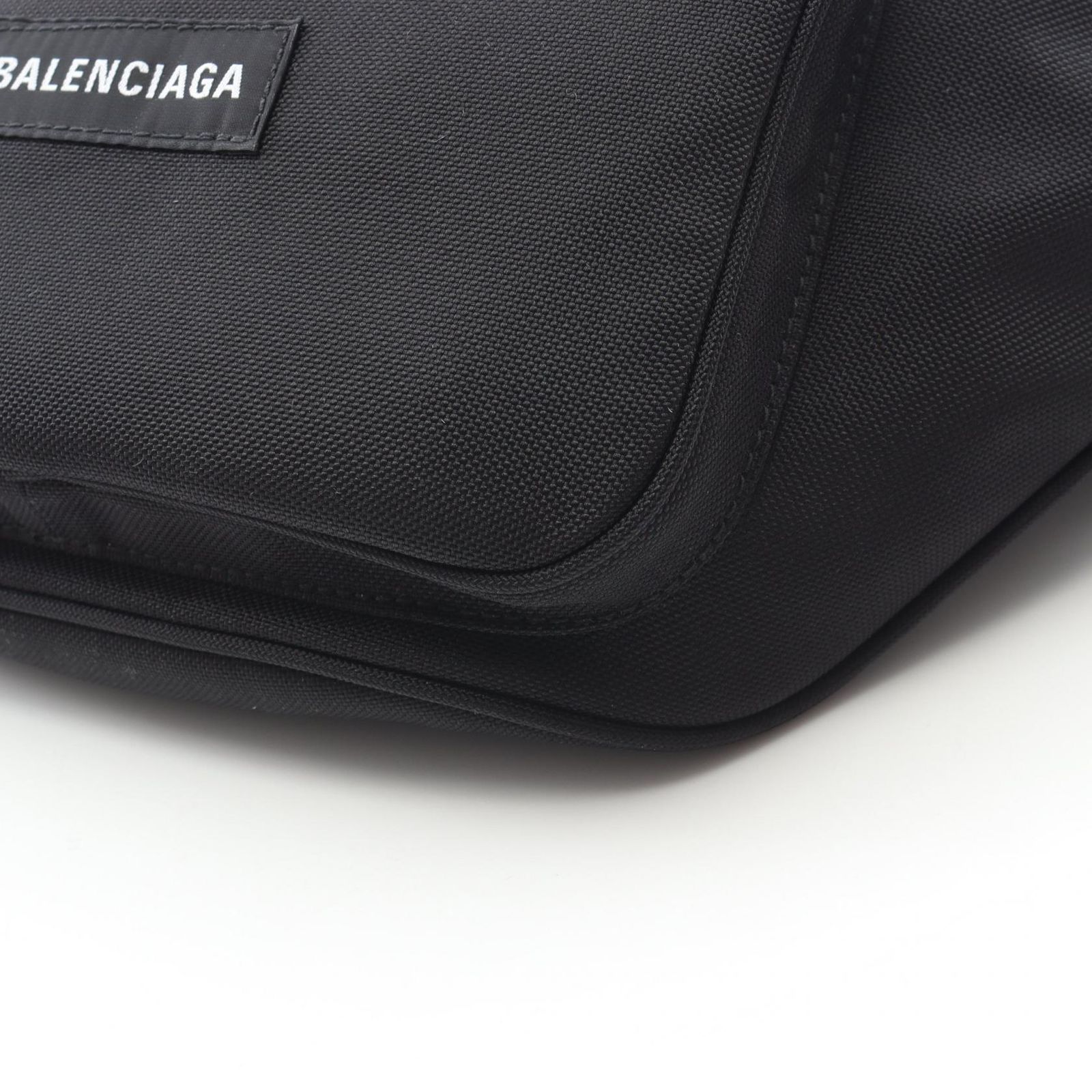 Amazon | BALENCIAGA(バレンシアガ) バッグ メンズ EXPLORER