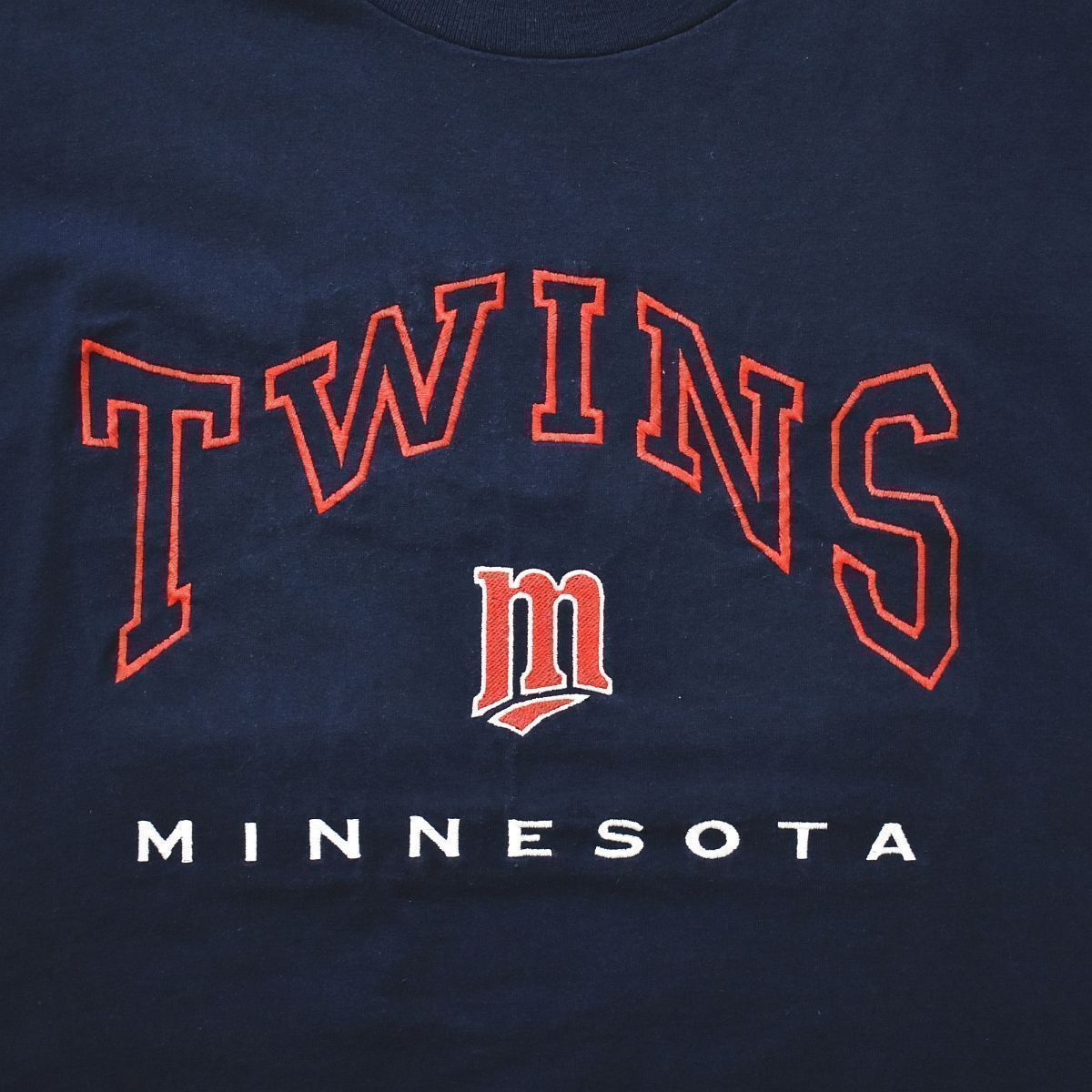 90sヴィンテージ USA製 MLB MINNESOTA TWINS ミネソタ ツインズ NUTMEG ナツメグ 刺繍ロゴ 半袖 Tシャツ M ネイビー メンズ