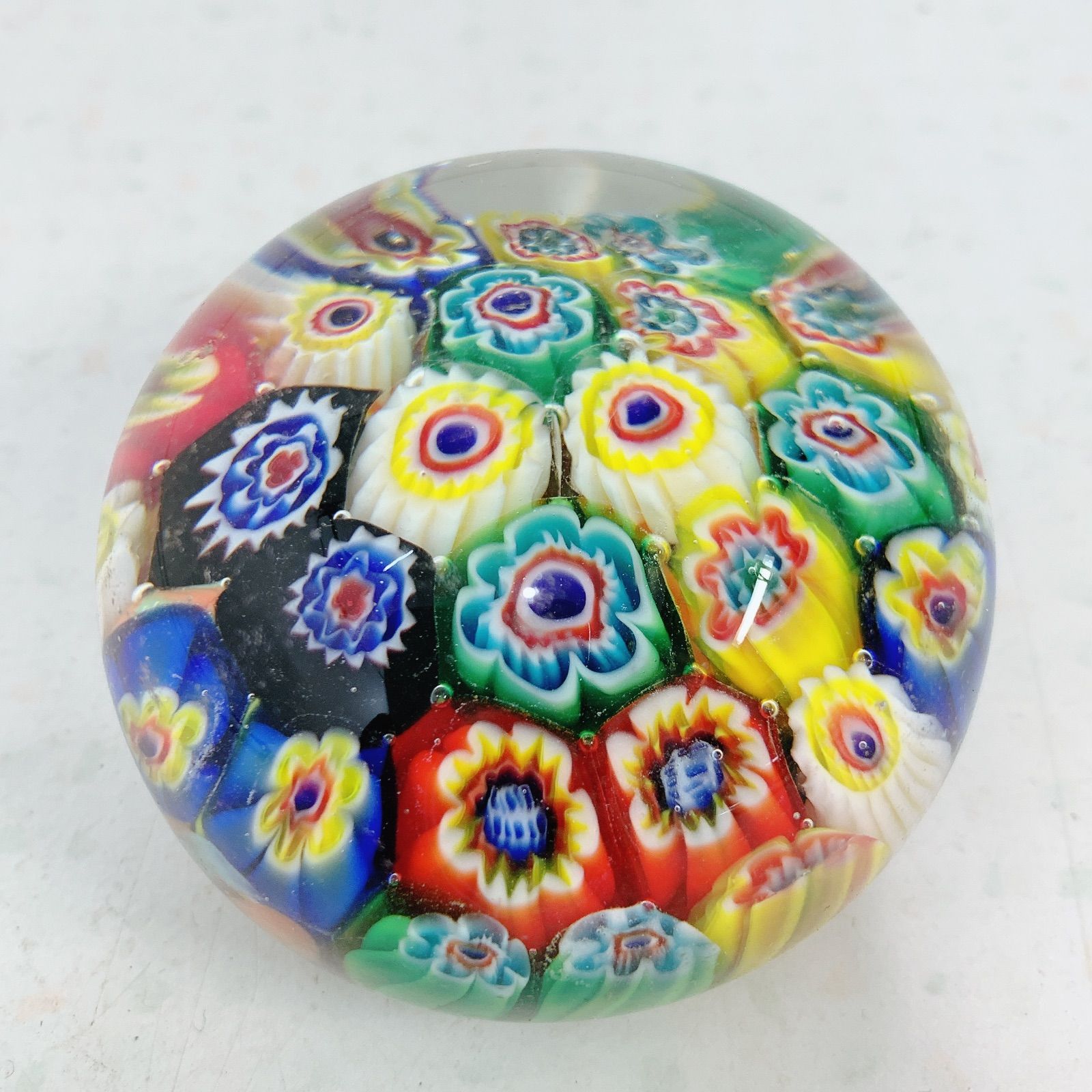 【ヴィンテージ】MURANO ガラスペーパーウエイト　ミルフィオリ　（千の花） ヴィンテージ】MURANO ガラスペーパーウエイト ミルフィオリ
