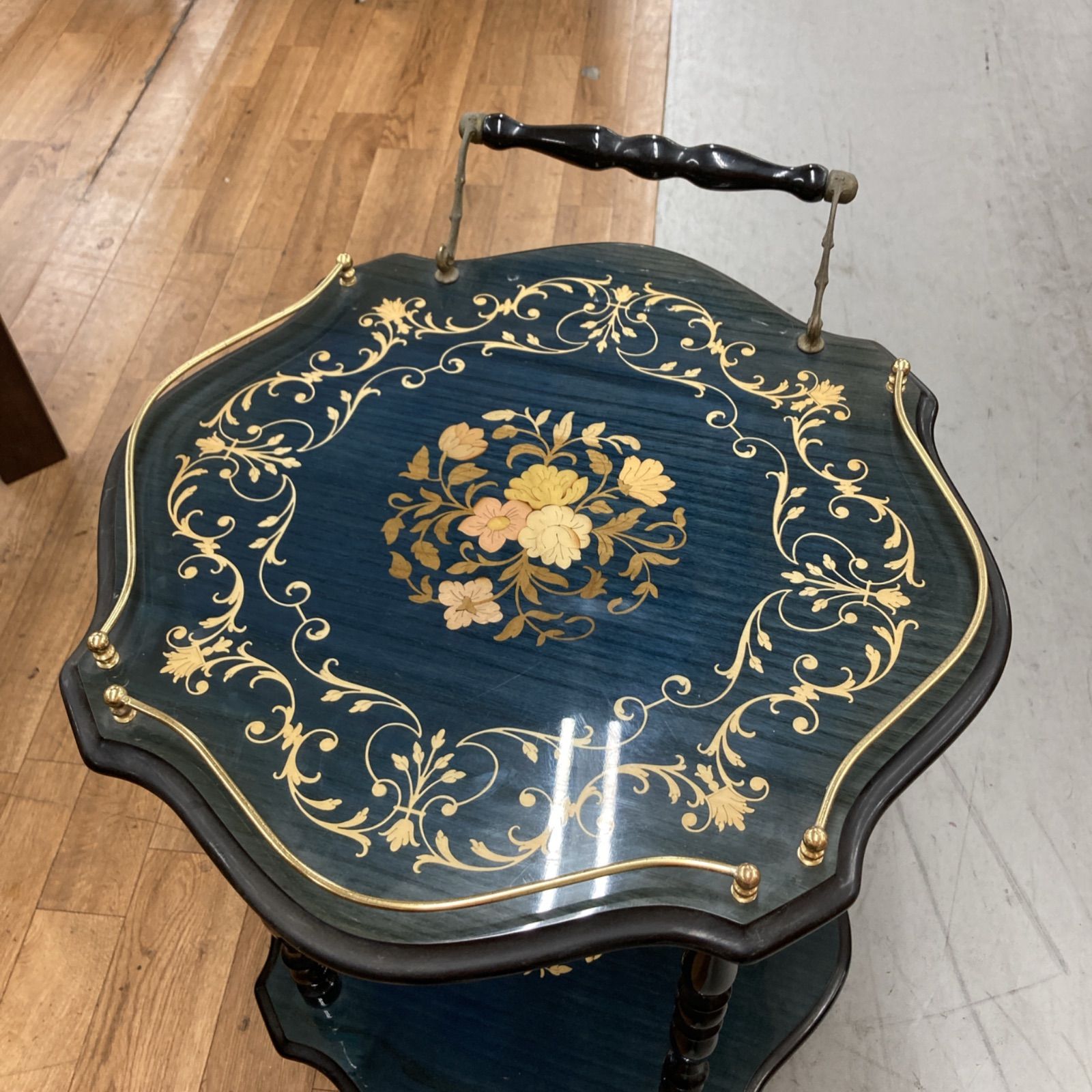 S744 イタリア製