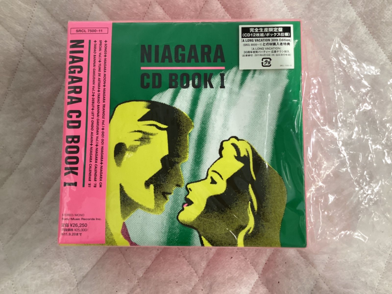 NIAGARA CD BOOK 1