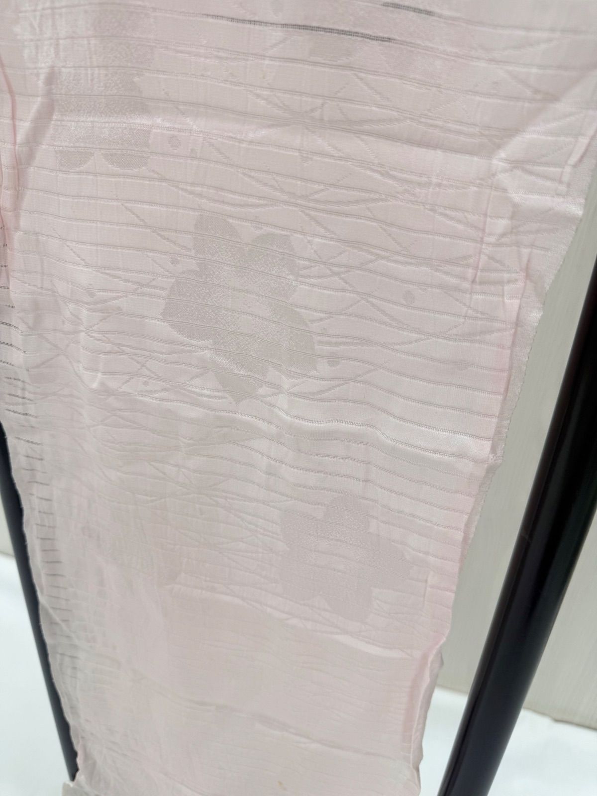 NK962GY　«花ラブリ»リユース　夏着物４点セット　夏きもの　一つ紋　抱茗荷　色無地　単　グレー　明るい灰色　銀色　Sサイズ相当　小柄な方向け　女性用　レディース　和装　和服　和風