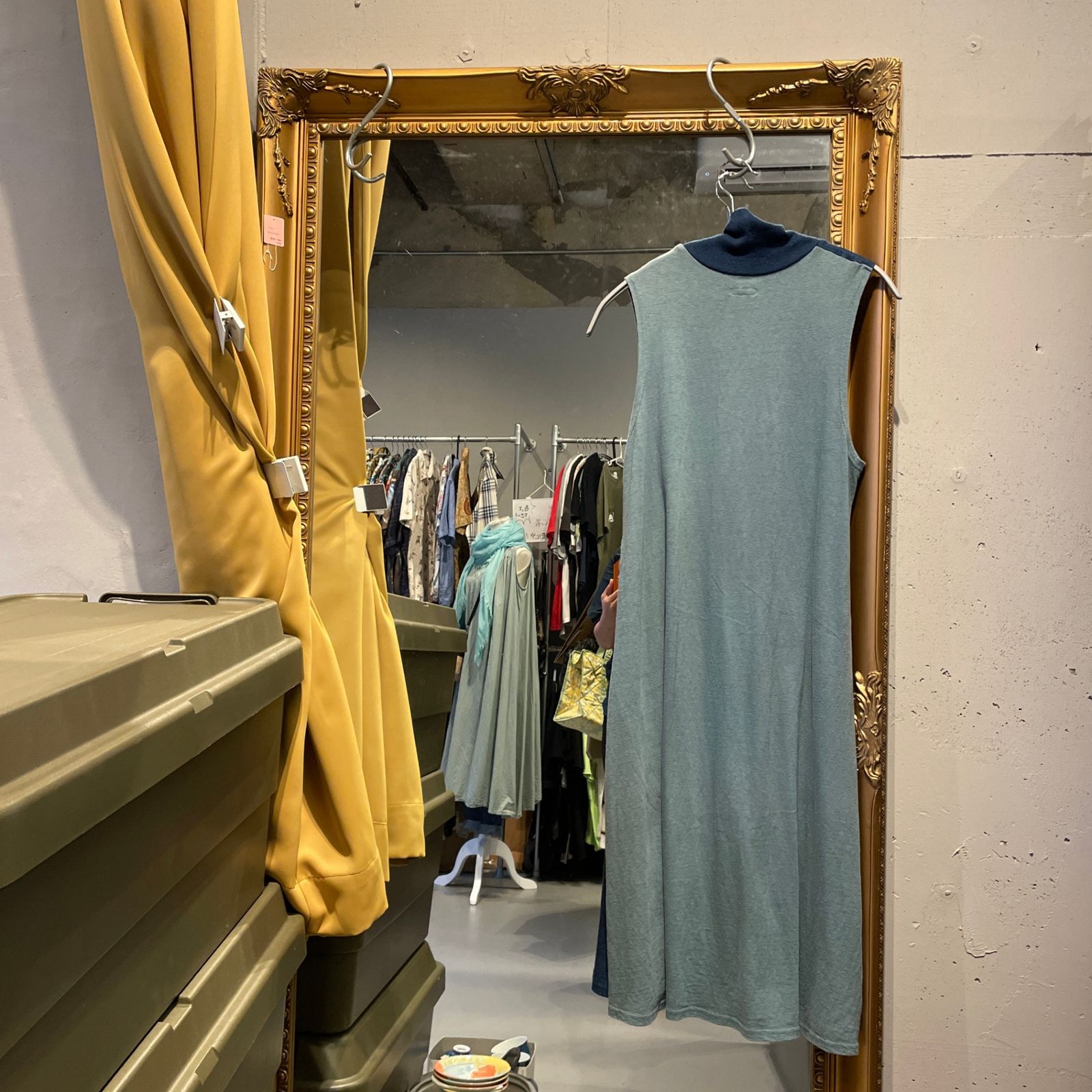 kapital キャピタル⭐︎個性的Aラインワンピース（ブーツはイメージで非売品） 3024b260001-3.jpg