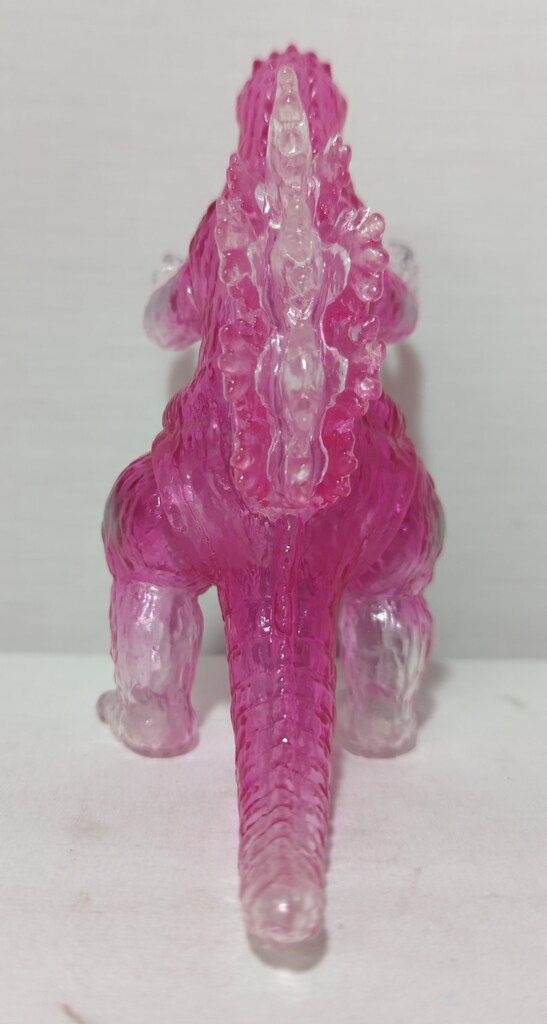 CCPミドルサイズシリーズ【第20期】ゴジラ（1995）クリアピンクver. Amazon.co.jp: CCP ミドルサイズシリーズ 第4弾 ゴジラ[1995