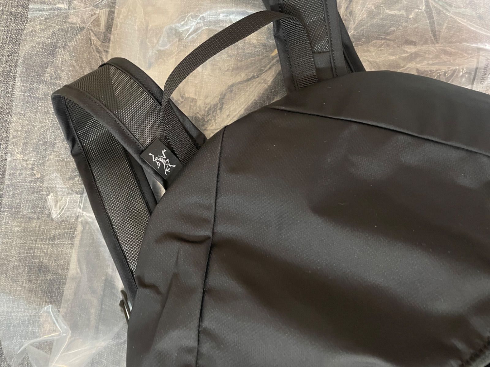 新品 リュック ARC'TERYX Heliad 15L Backpack - ぴっぴき商店 - メルカリ