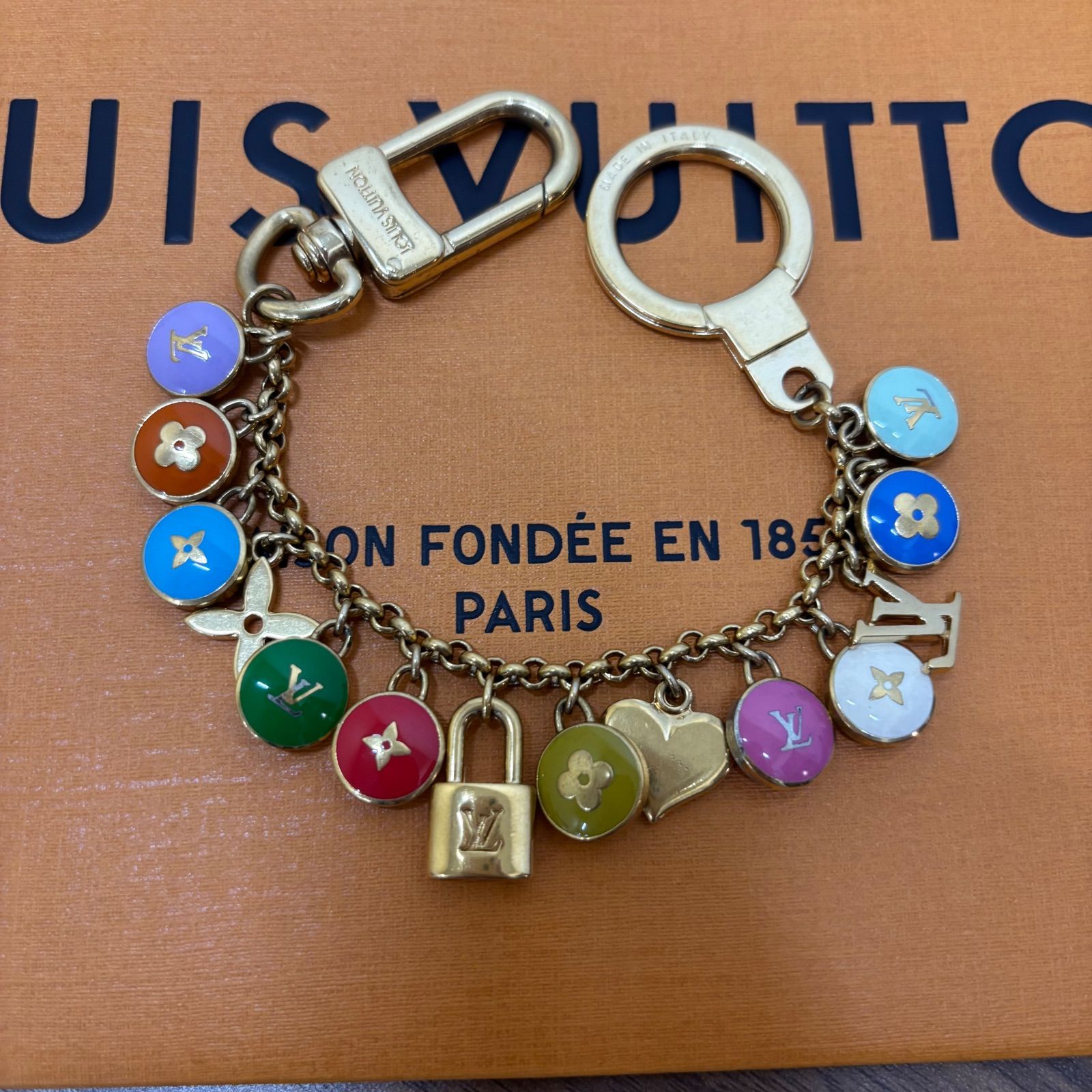 ルイヴィトン キーホルダー ポルトクレシェンヌ パスティーユ マルチカラー LOUIS VUITTON ルイヴィトン ポルト クレ・シェンヌ