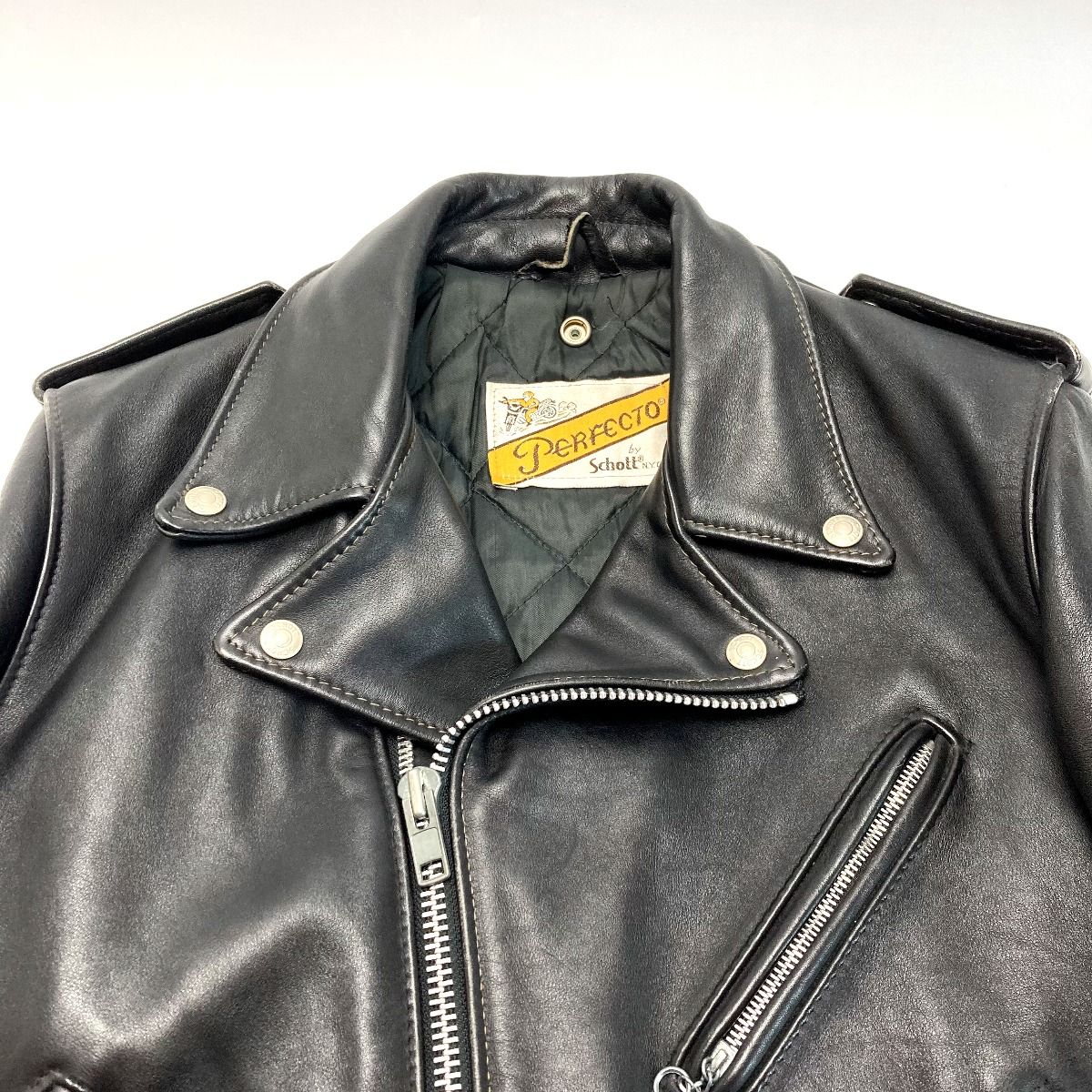 schott Perfecto ブラックライダースジャケット38 美品☆Schott Perfecto ダブルライダースジャケット ブラック 38