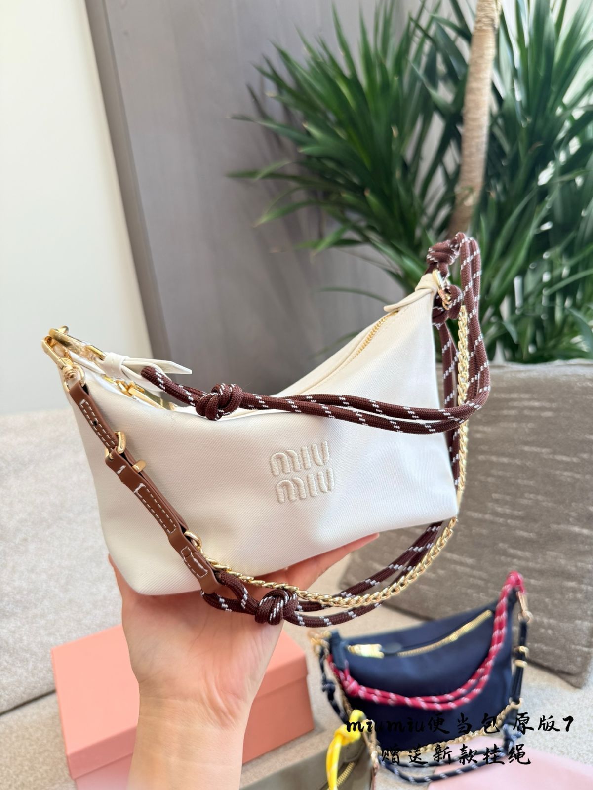 【関税・送料込】Miu Miu スエード Baeu バッグ オリーブ 新作 オリーブ スエード ボー バッグ | Miu Miu