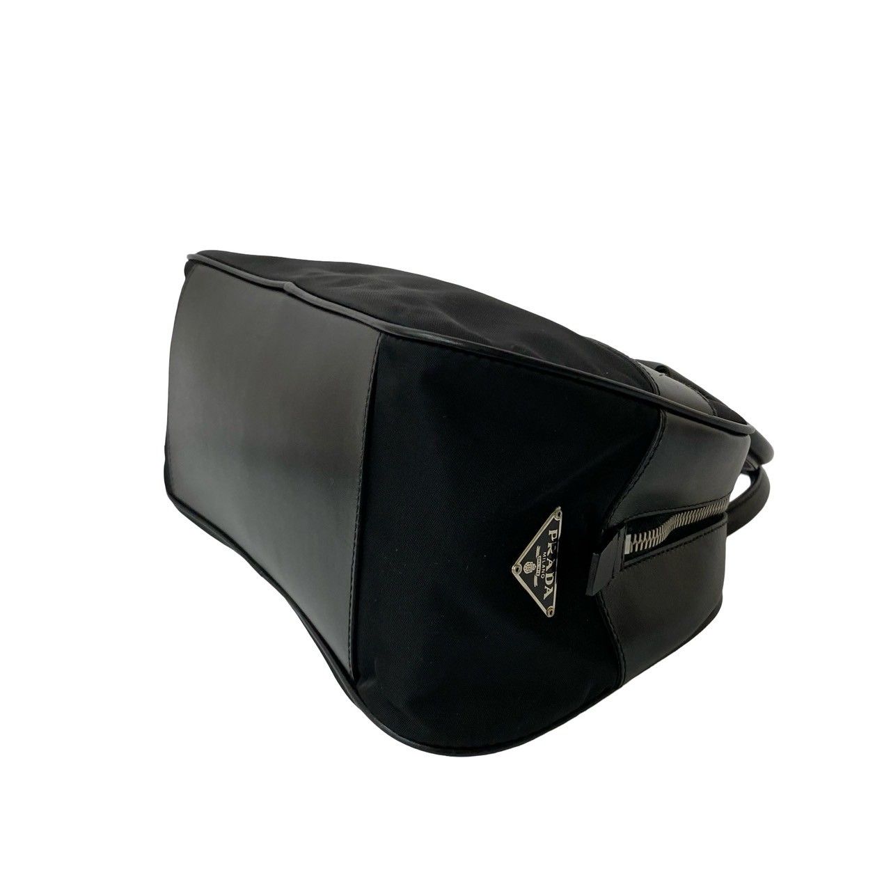 極 美品 袋付 PRADA プラダ 三角ロゴ 金具 レザー 本革 ナイロン