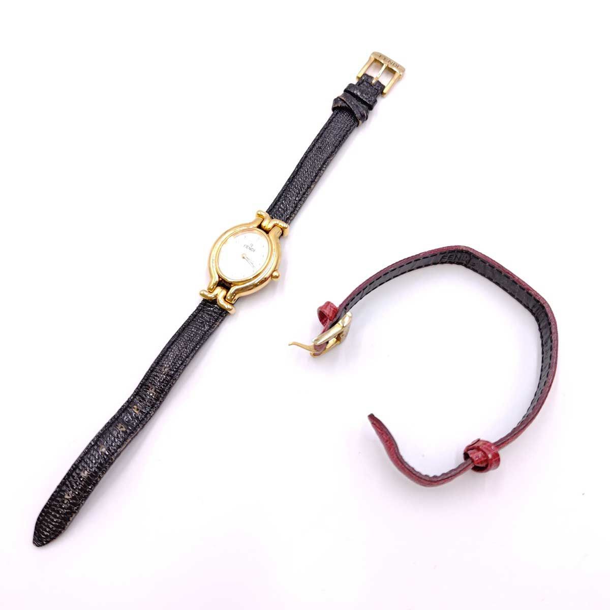 稼動品 フェンディ 腕時計 スクエア ハラコ ターンフェイス ジャイロ 稼動品 フェンディ 腕時計 スクエア ハラコ ターンフェイス ジャイロ