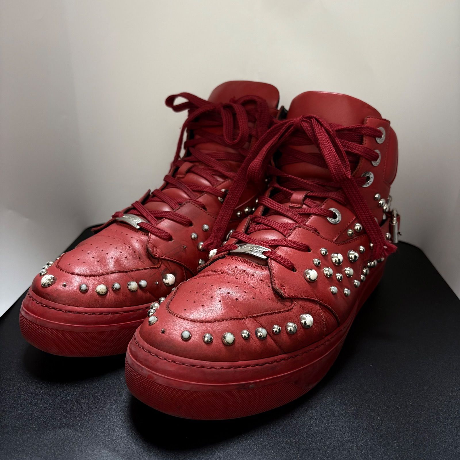 値下げ！ジミーチュウ スタッズ ハイカットスニーカー43 値下げ！ジミーチュウ スタッズ ハイカットスニーカー43