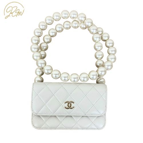 CHANEL シャネル ショルダーバッグ ミニマト パール ホワイト ホワイト