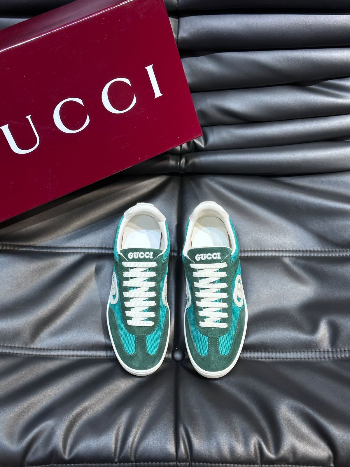Gucci スニーカー03