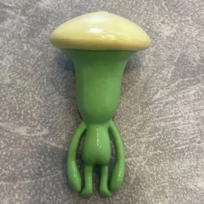 新品未使用】 こびとづかん きのこ キノコビト フィギュア 光る
