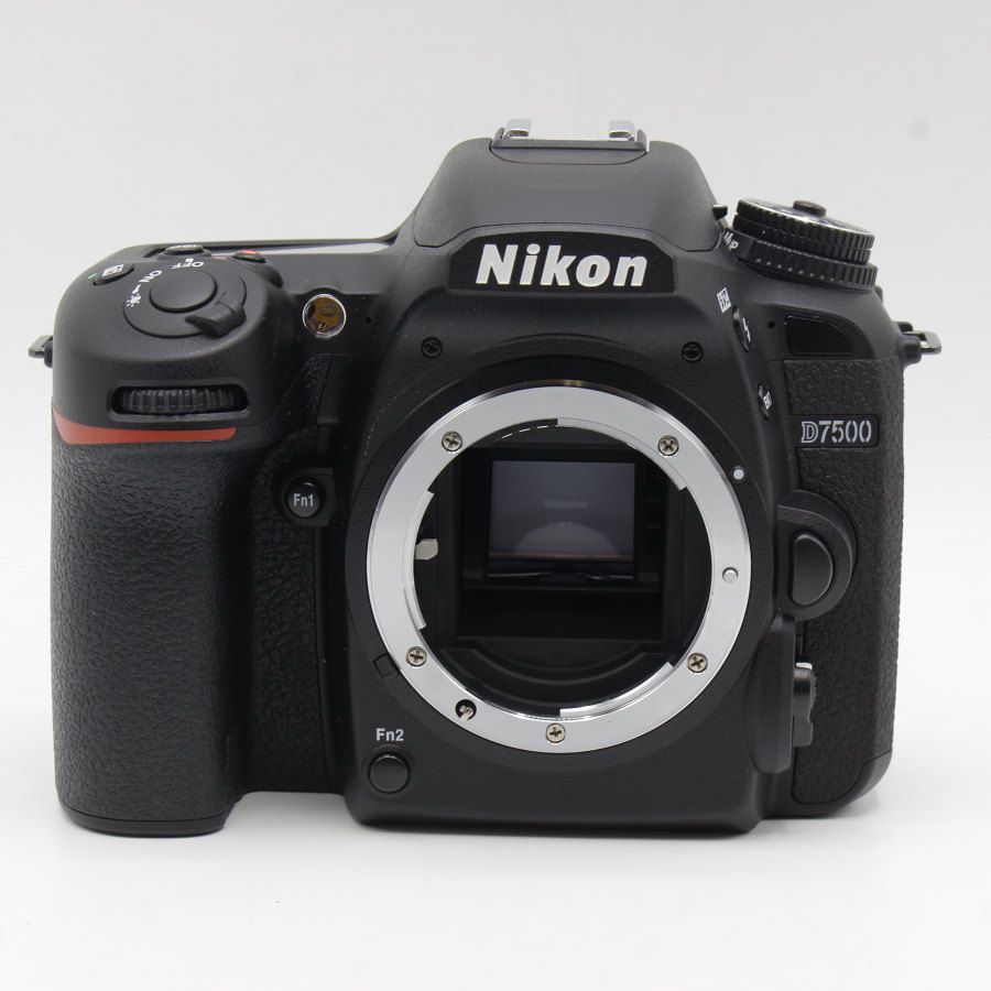 美品】Nikon D7500 18-140 VR レンズキット デジタル一眼レフカメラ D7500LK18-140 ニコン 本体 リファン  メルカリ