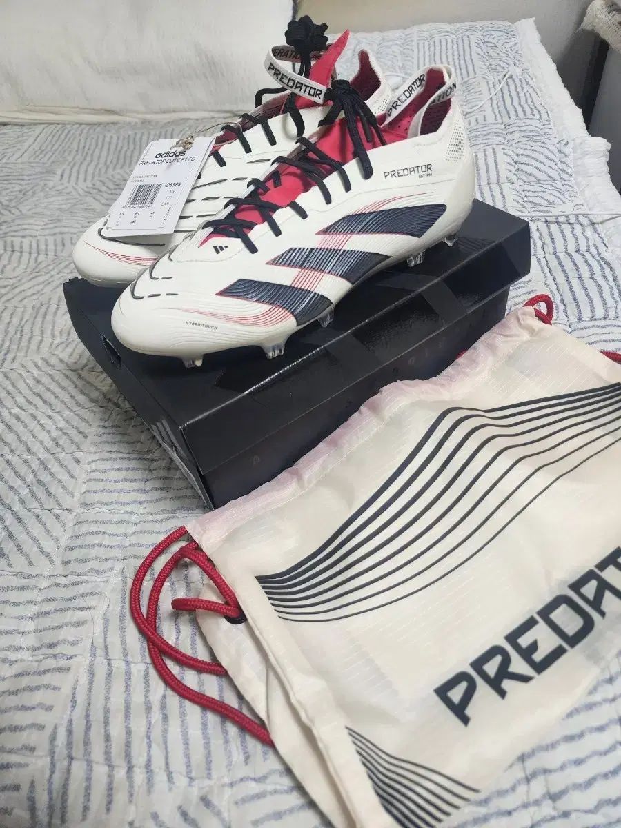 アディダス プレデター エリート FT FG goal hunter 250