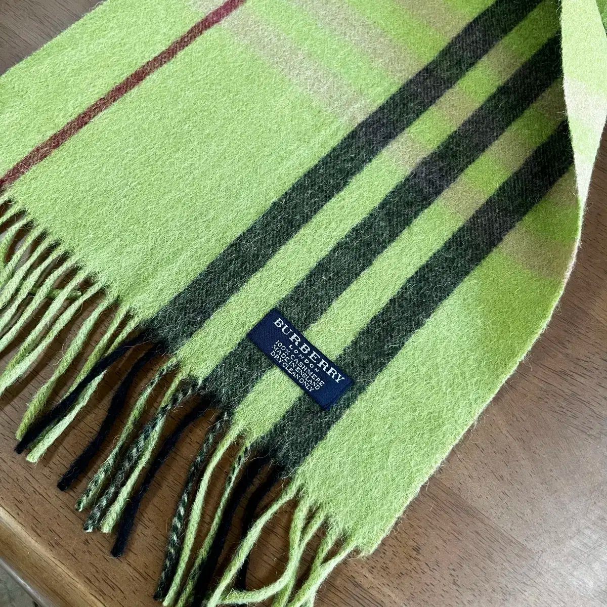 【未使用】◆タグ付き◆バーバリー カシミヤ100% マフラー チェック柄 緑 バーバリー 100%カシミヤ グリーンチェック マフラー ユニセックス