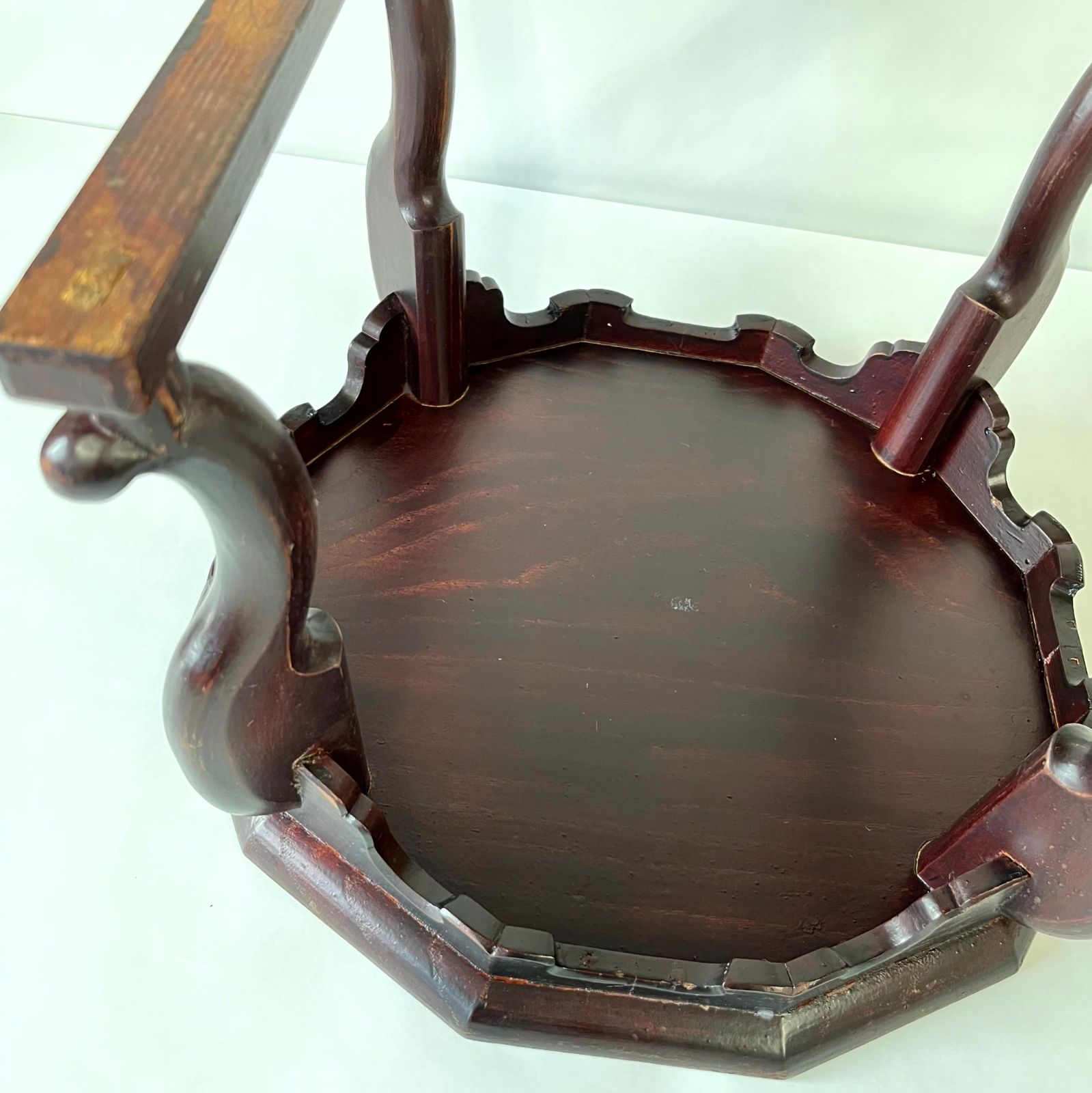 李朝　大きいソバン　小盤　輪花　φ60cm 虎脚　虎足　花台 李朝 大きいソバン 小盤 輪花 φ60cm 虎脚 虎足 花台 商品詳細