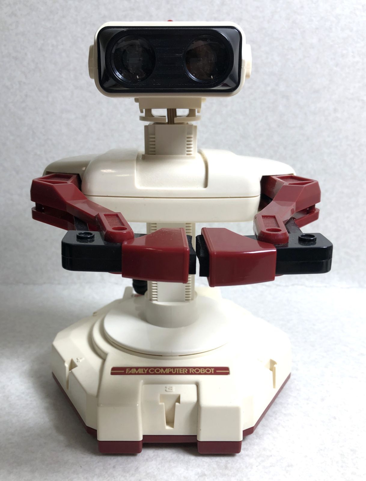 ファミリーコンピューター　ロボット　(ジャンク) ジャンク扱い]ファミリーコンピュータロボット & ジャイロセット