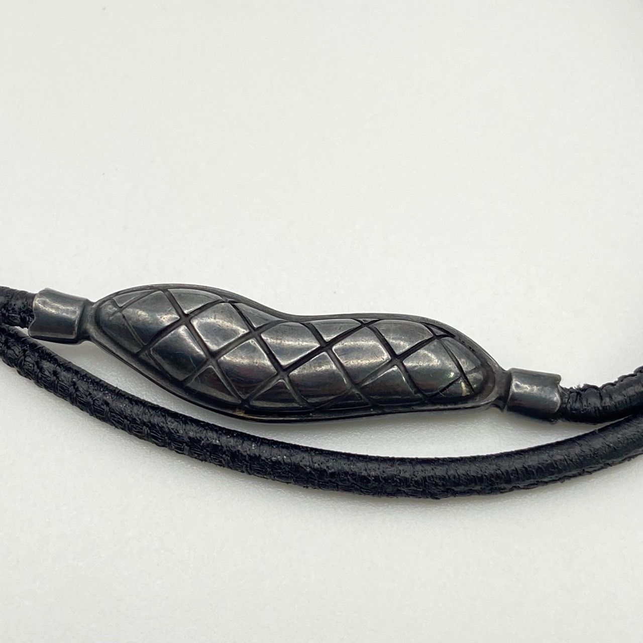 美品 BOTTEGA VENETA ボッテガヴェネタ レザー ネックレス SV925