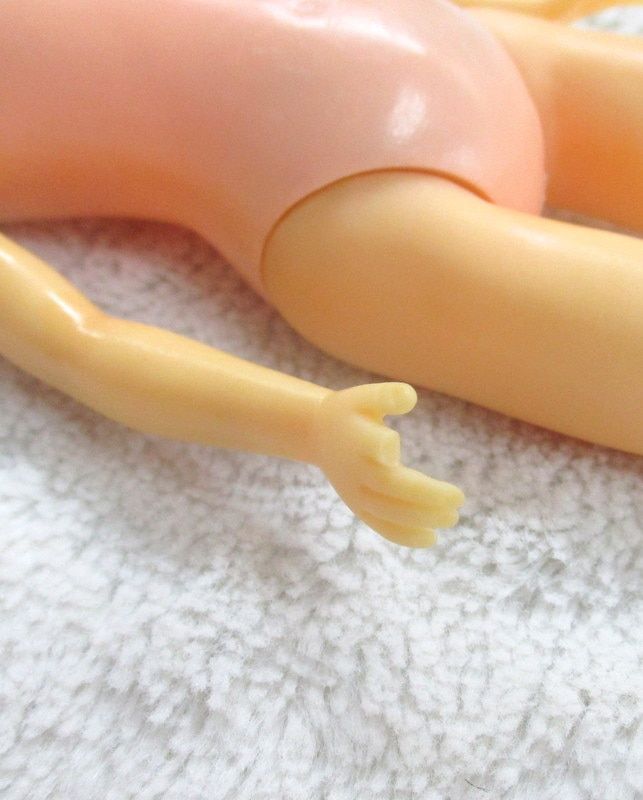 タカラ スカーレットちゃん 妹 カンナちゃん 後期 オレンジワンピース