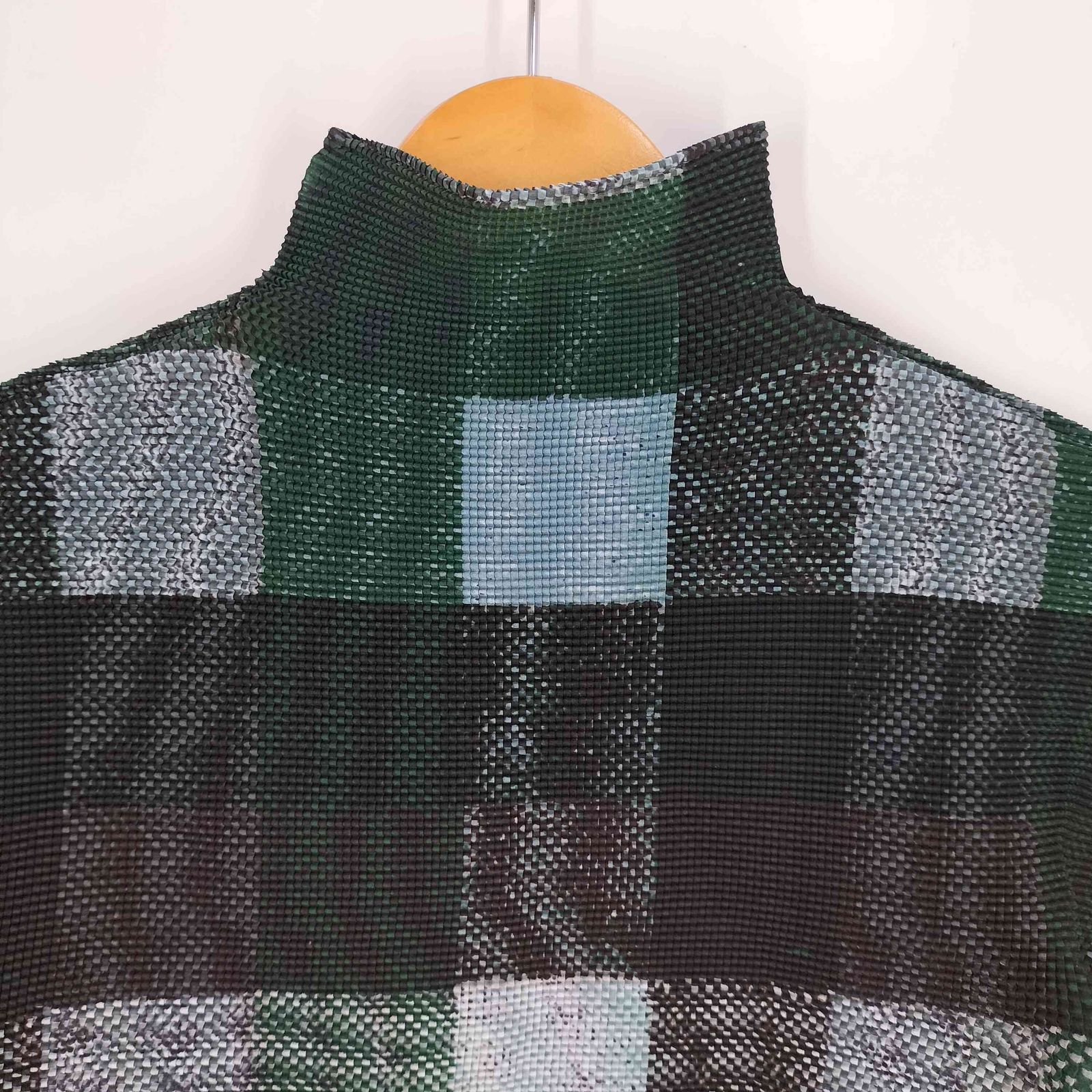 イッセイミヤケミー ISSEY MIYAKE me ボトルネック プリーツ チェック