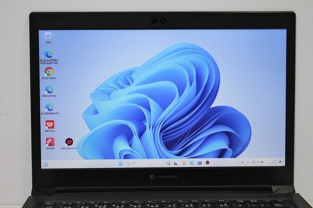 DynaBook S73 DN Windows 11 Pro / i5-8250U / SSD 256GB / 8GB / WiFi