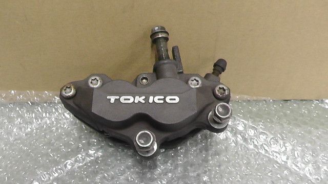GSR400　GK7DA-101xxx　の　Fキャリパー 右:#1733275193