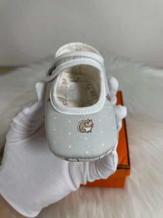 ♥ Hermes エルメス ベビーシューズ グレー ベージュ ホワイト アダダ