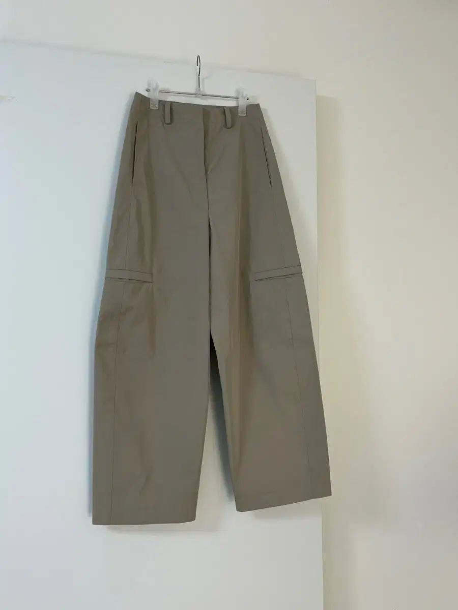 専用 NEAT ニート ビショップ〈別注〉チノパンツ S チノパン　ベージュ NEAT ニート ビショップ〈別注〉チノパンツ S チノパン ベージュ