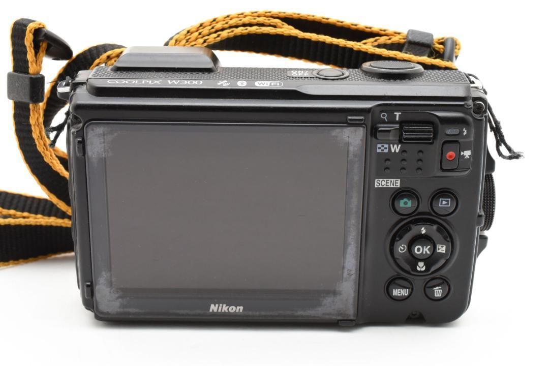【美品】Nikon COOLPIX W300 防水カメラ　カモフラージュ Nikon COOLPIX W300 カモフラージュ 【公式通販】