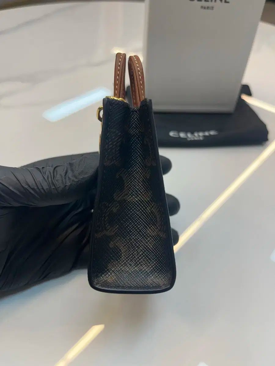 Celine セリーヌ