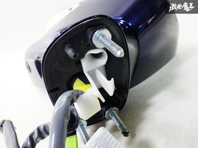 4P 青メタリック系