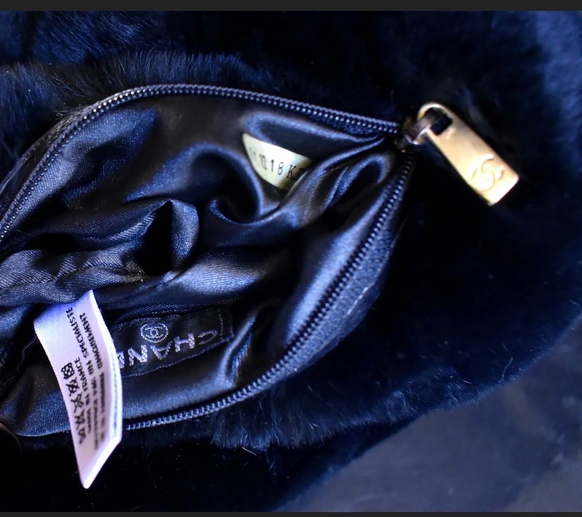 CHANEL シャネル 未使用 ハンドウォーマー ラパン ファーショルダー