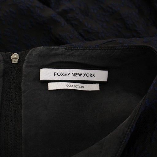 ボートネック 刺繍