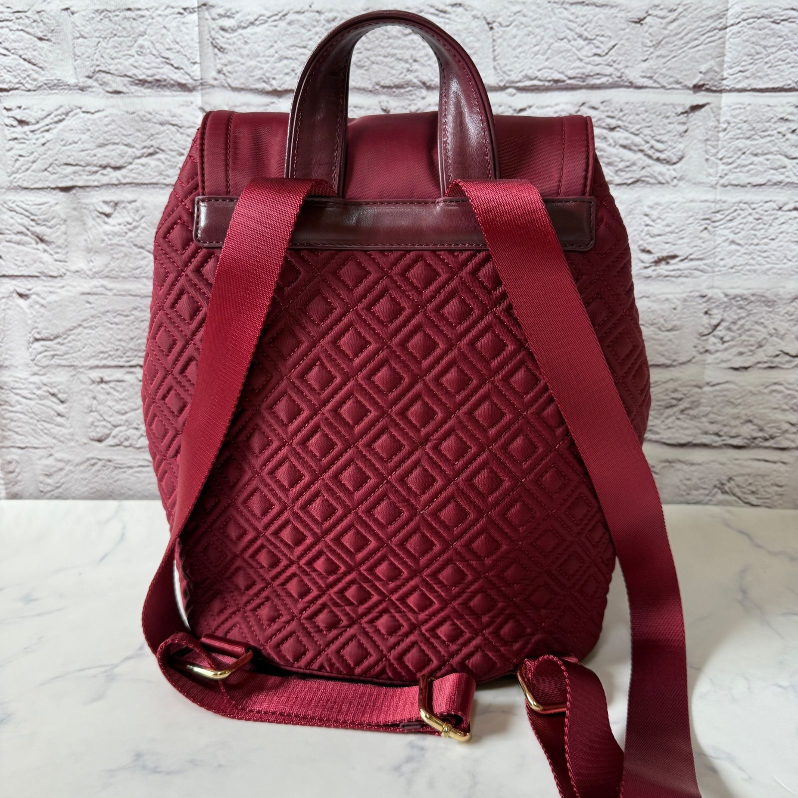 Tory Burch キルティングレザーミニリュック Tory Burch キルティングレザーミニリュック トリーバーチ ミニ バッグ