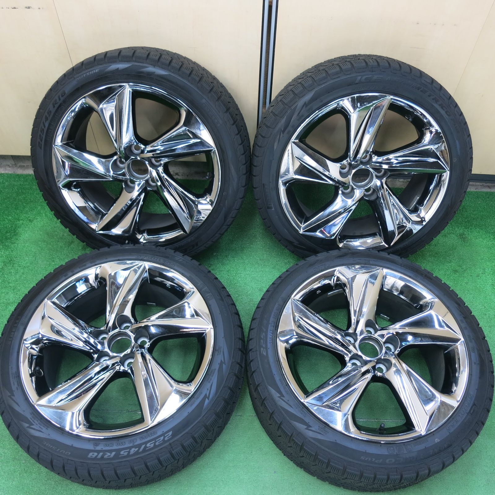 送料無料]4本価格！21年☆トヨタ 220系 クラウン RS 純正 225/45R18 スタッドレス ピレリ アイスアシンメトリコ プラス 18インチ  PCD114.3/5H☆3052005ヒス - メルカリ