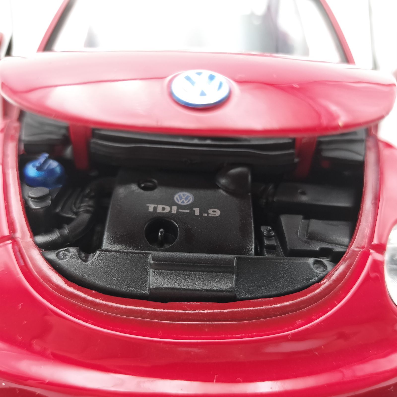 1/18 GATE　フォルクスワーゲン　ニュービートル　ミニカー　レッド 1/18 GATE フォルクスワーゲン ニュービートル ミニカー レッド