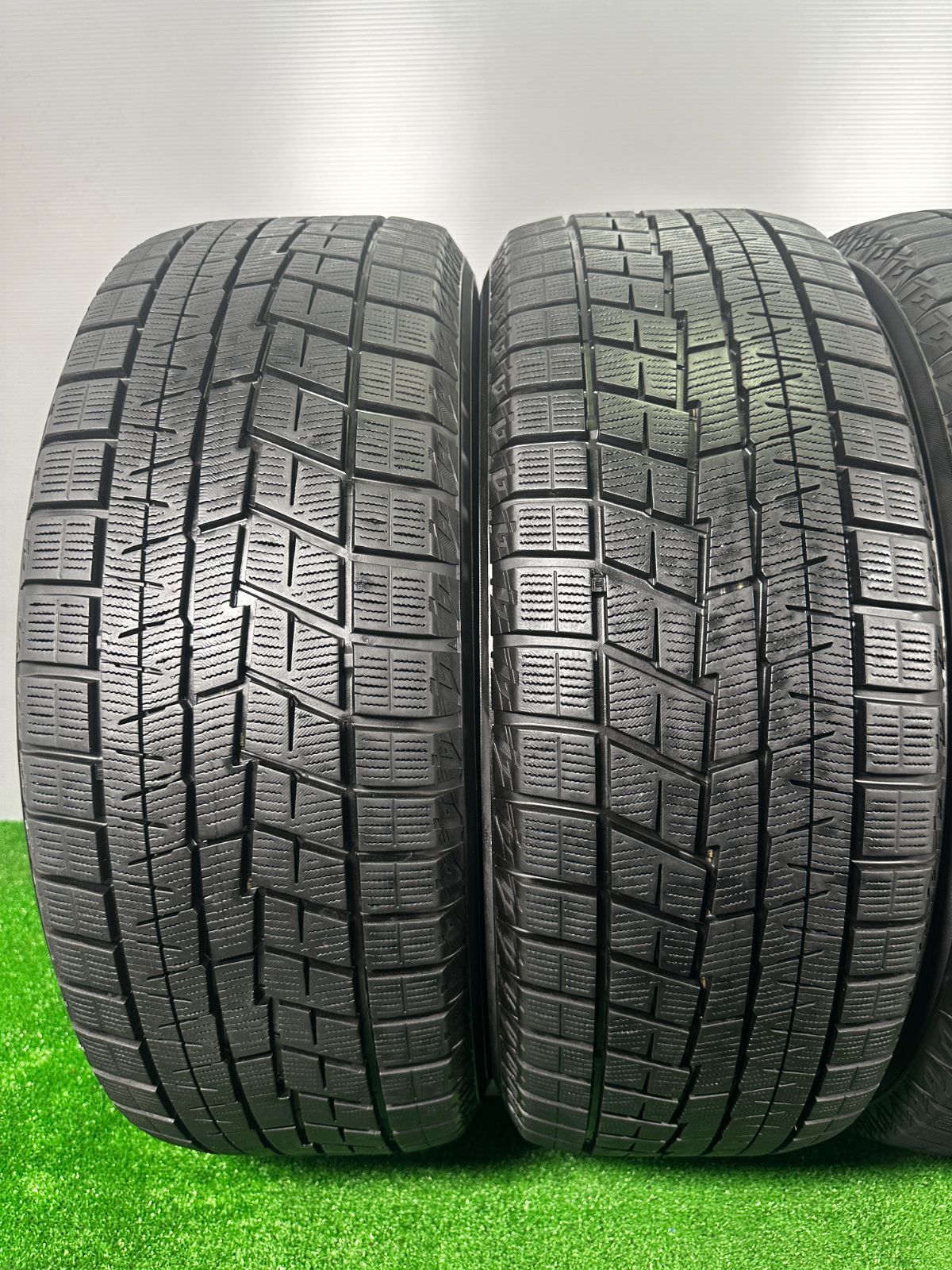 215 55 R 17 ヨコハマ IG 60 製 4本 冬タイヤ スタッドレス TA 507