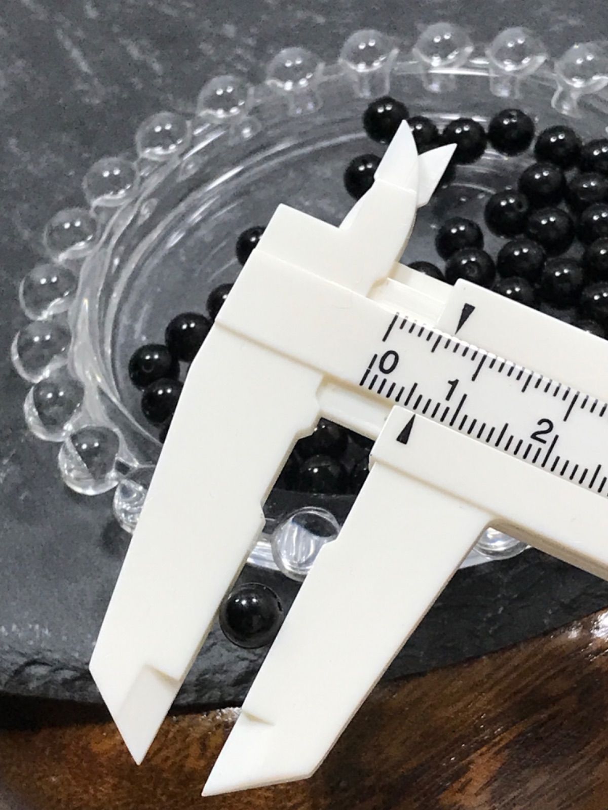  6 mm玉 モリオン 黒水晶 1 mm穴パーツ 各種パーツ 手芸素材 材料
