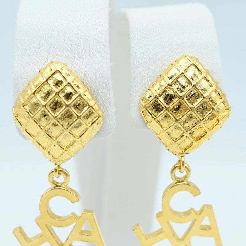 K04-k065 CHANEL