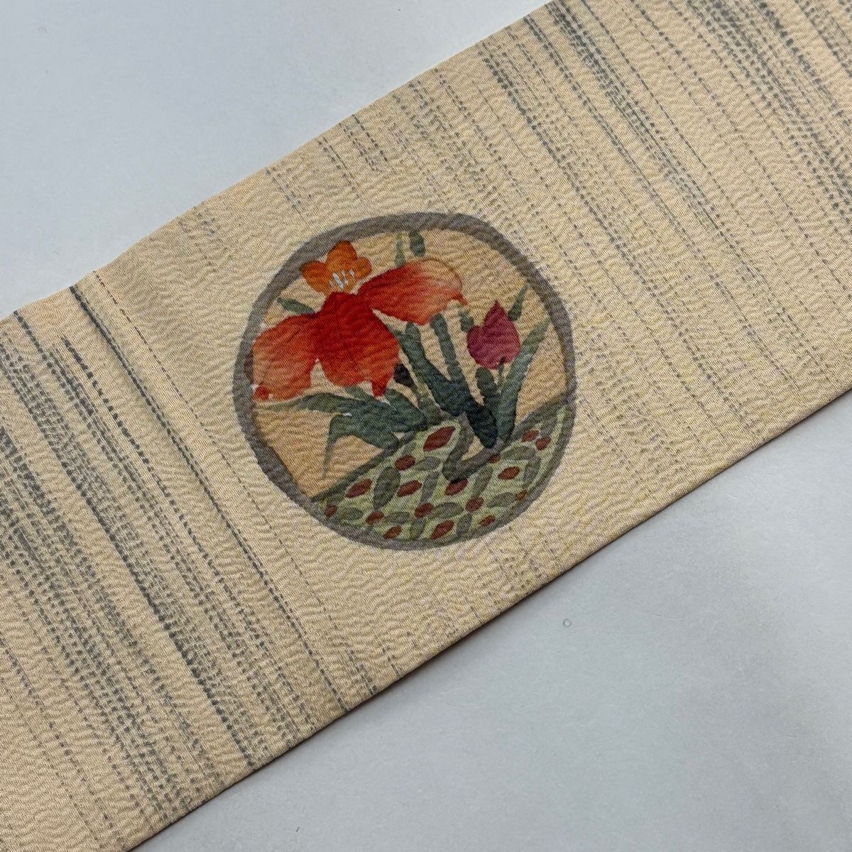 名古屋帯 秀品 草花 枝花 縮緬 ベージュ 正絹 【中古】 - メルカリ