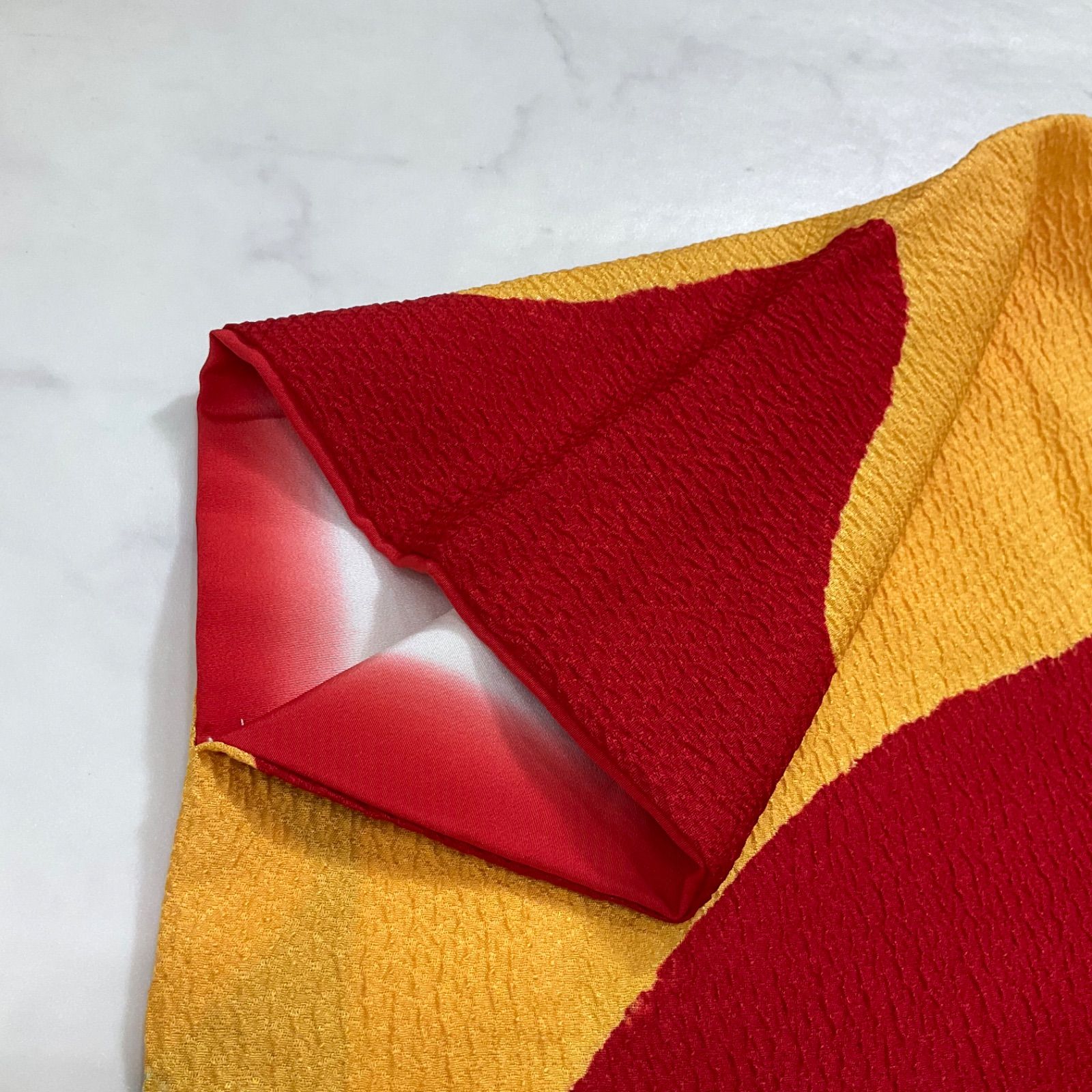 同然◆7歳くらい用◆女の子着物◆手絞りと友禅と金駒刺繍◆正絹◆子供着物◆七五三◆袷◆裄59㎝肩丈136.5㎝◆七五三お詣り女の子着物こどものひお正月卒業式十三詣り◆G320手絞り