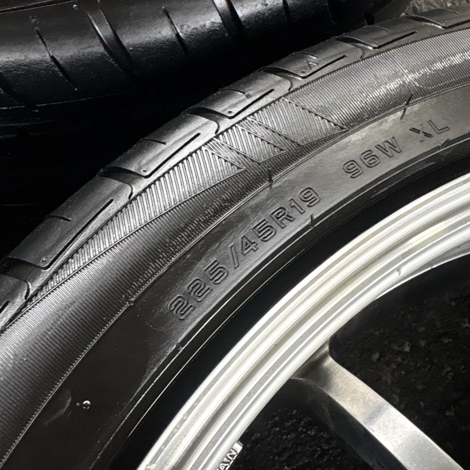 最終値下げ 送料無料 ワーク エモーション WORK EMOTION D9R 225/45r19 