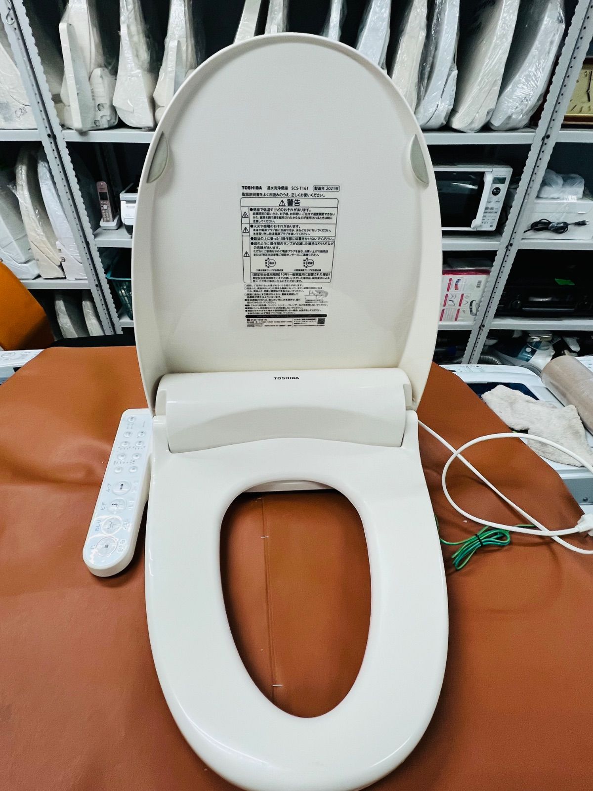 SP587 TOSHIBA 温水洗浄便座 SCSーT161／2021年製 - メルカリ