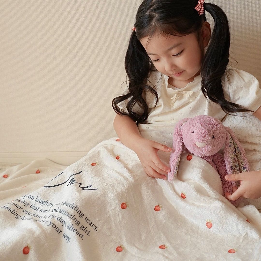 Blanket／いちご柄（全2色）／ ブランケット 名入れ 出産祝い 苺柄