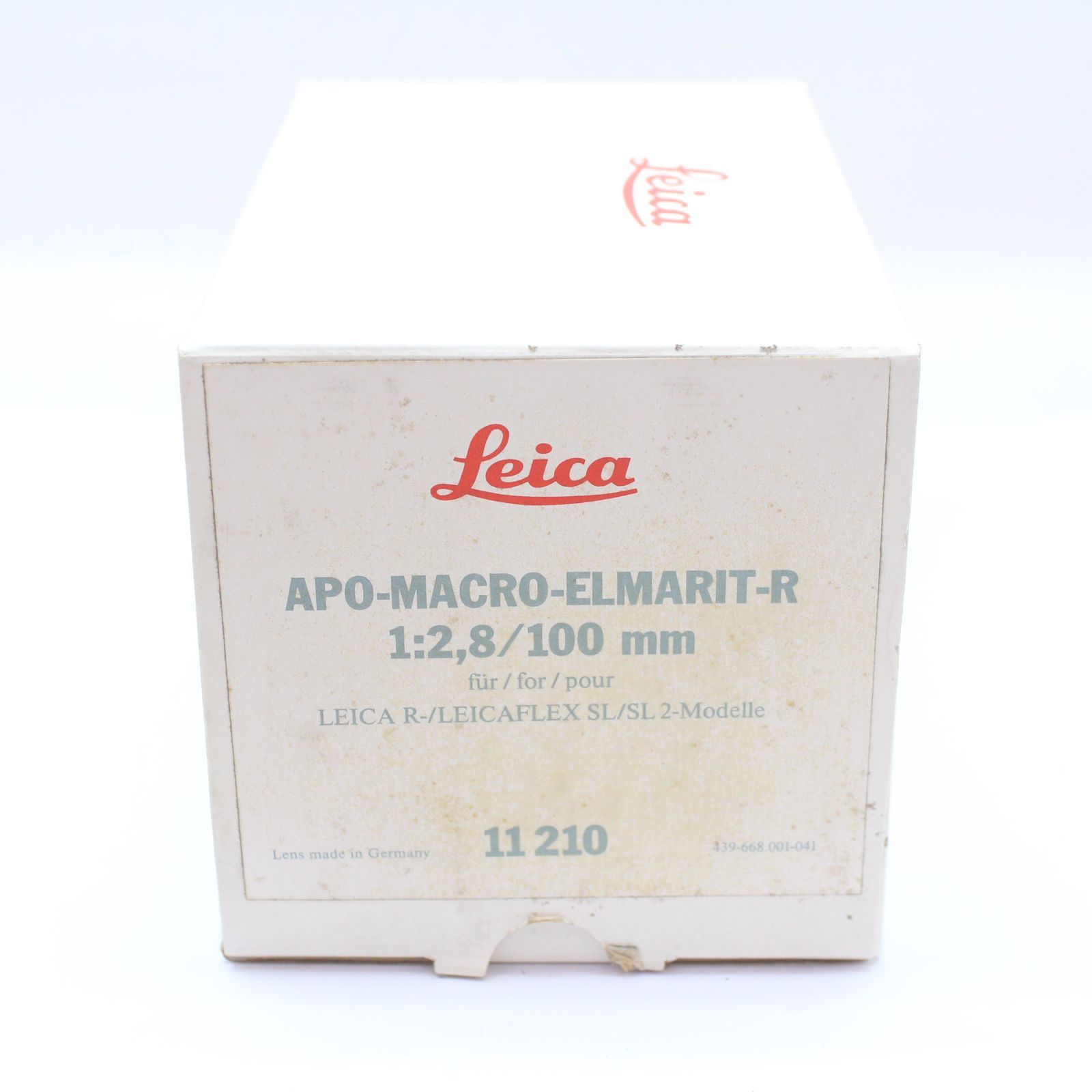 100mm F2.8