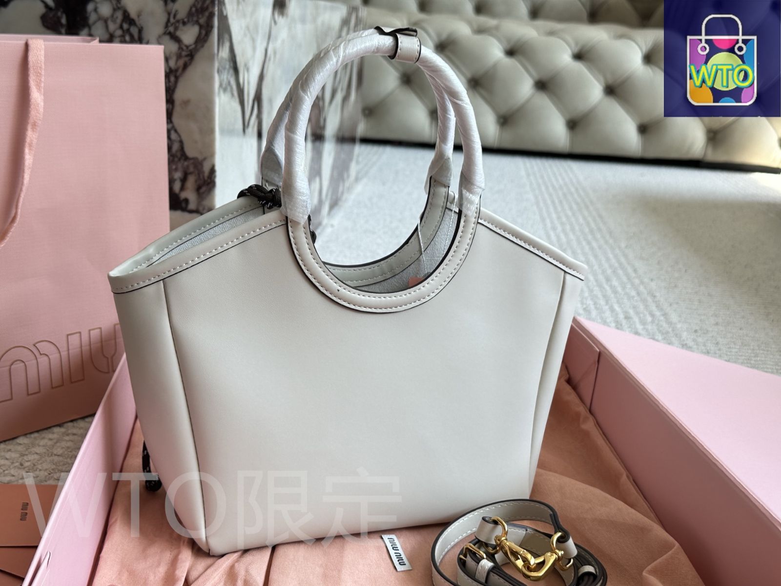miu miu ブルー レザートートバッグ 楽天市場】【バッグ】Miu Miu ミュウ ミュウ レザー トート