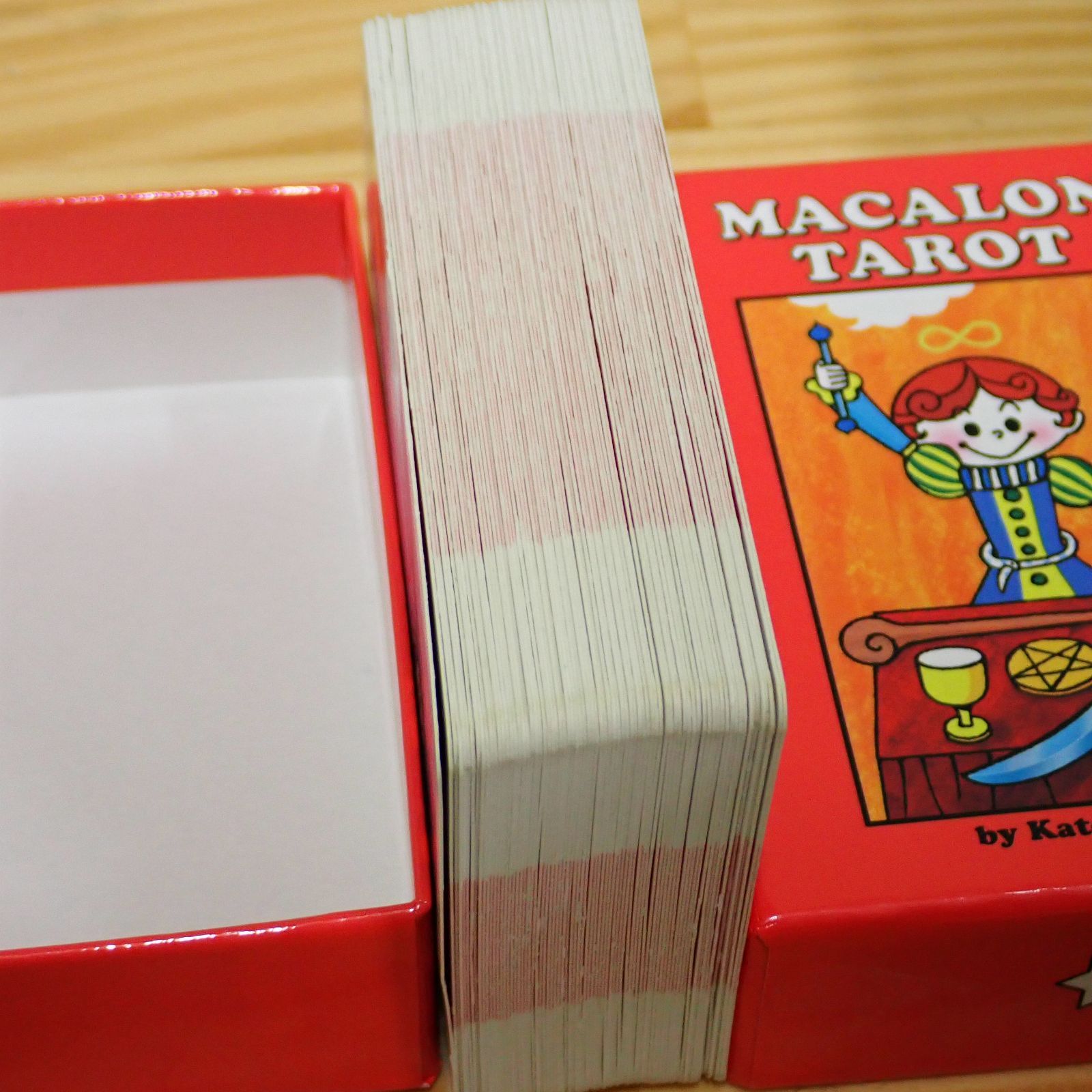 2211C1-19☆マカロンタロットセット 訳有・本のカード欠品 - メルカリ